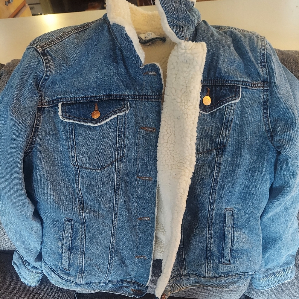 Denim and sherpa size xl 16 - 18 jacket